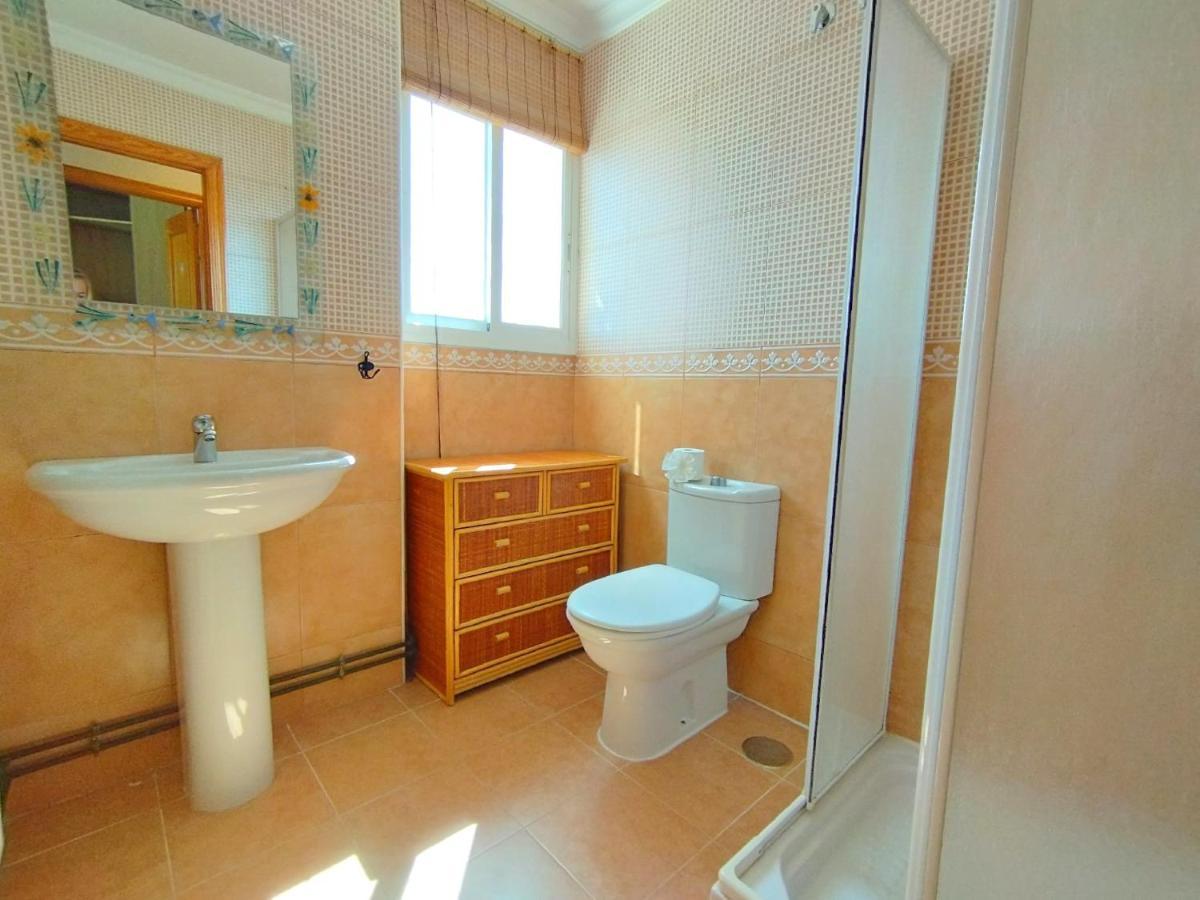 Amazing 2 Bedroom Apartment With Private Roof Terrace In ตอร์ร็อกซ์ ภายนอก รูปภาพ